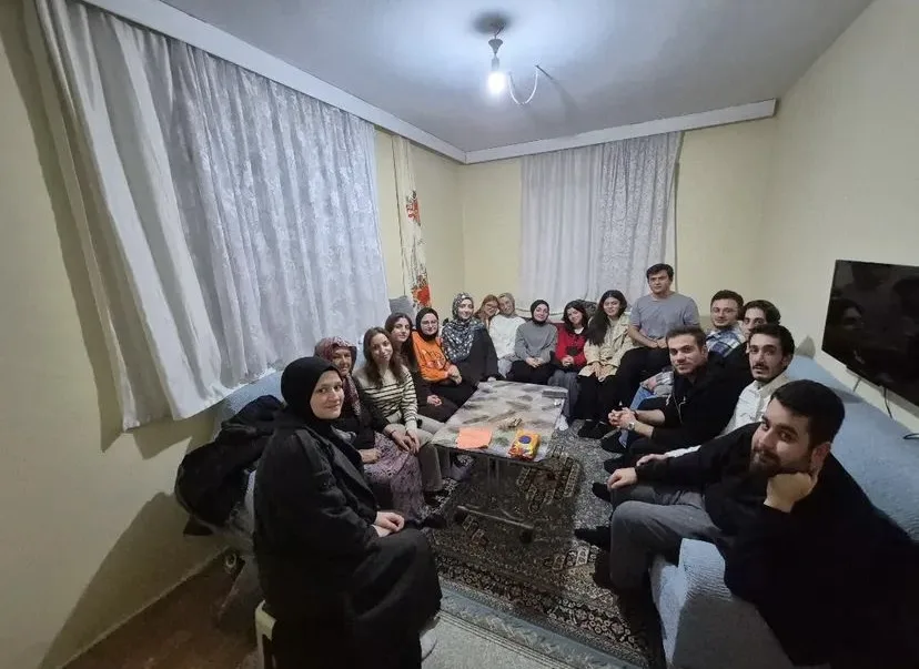 Tanıtım Çekimi — bir kare (31/157)