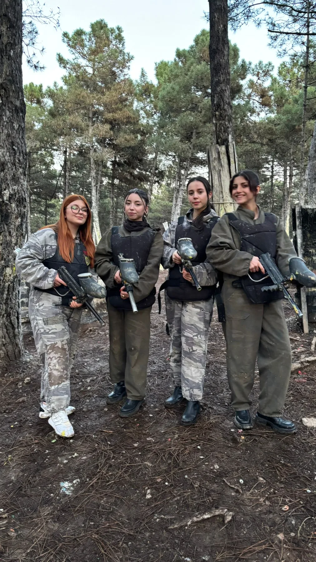Tanıtım Çekimi — bir kare (35/157)