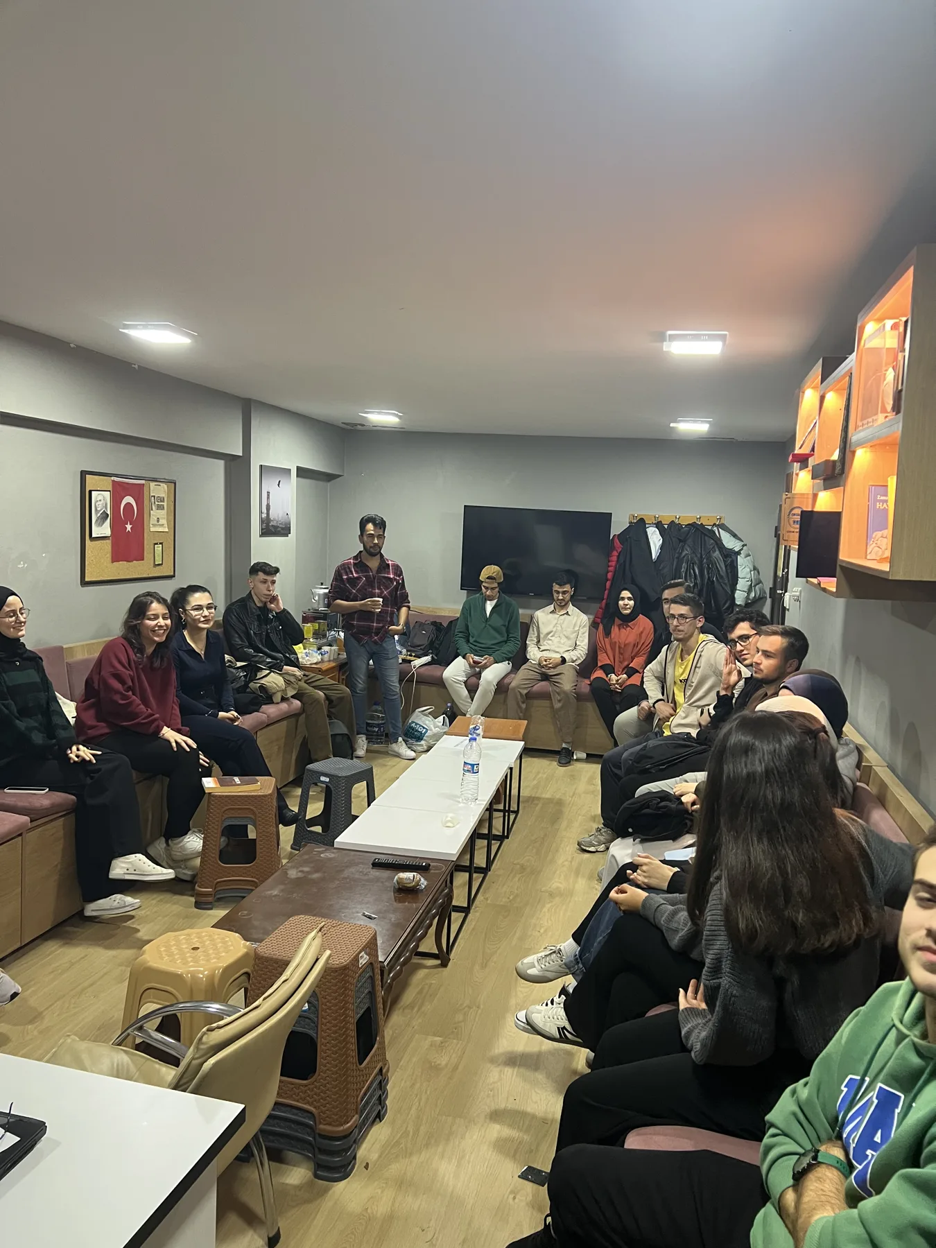 Tanıtım Çekimi — bir kare (54/157)