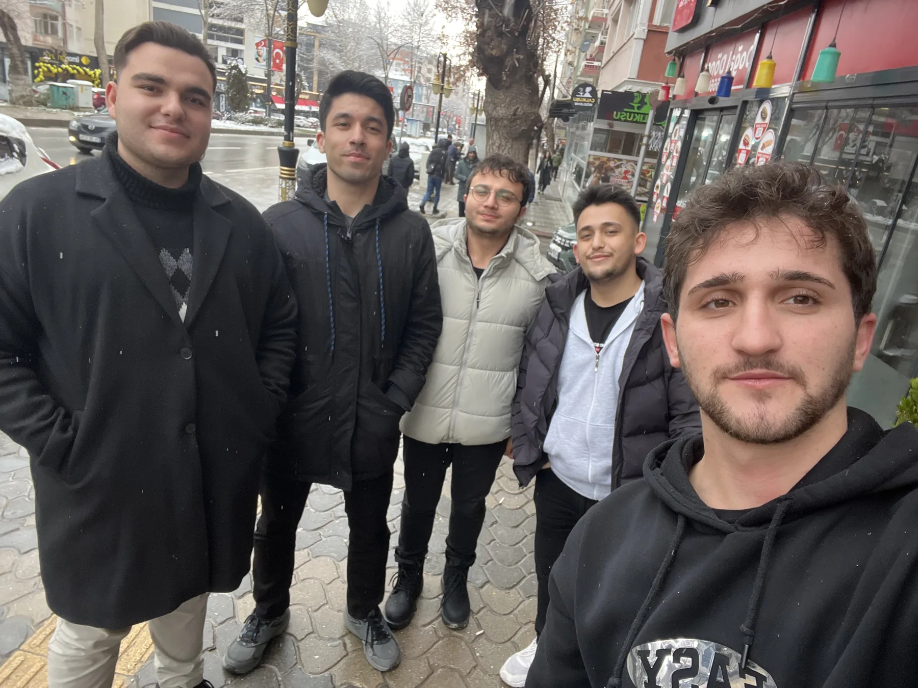 Tanıtım Çekimi — bir kare (81/157)