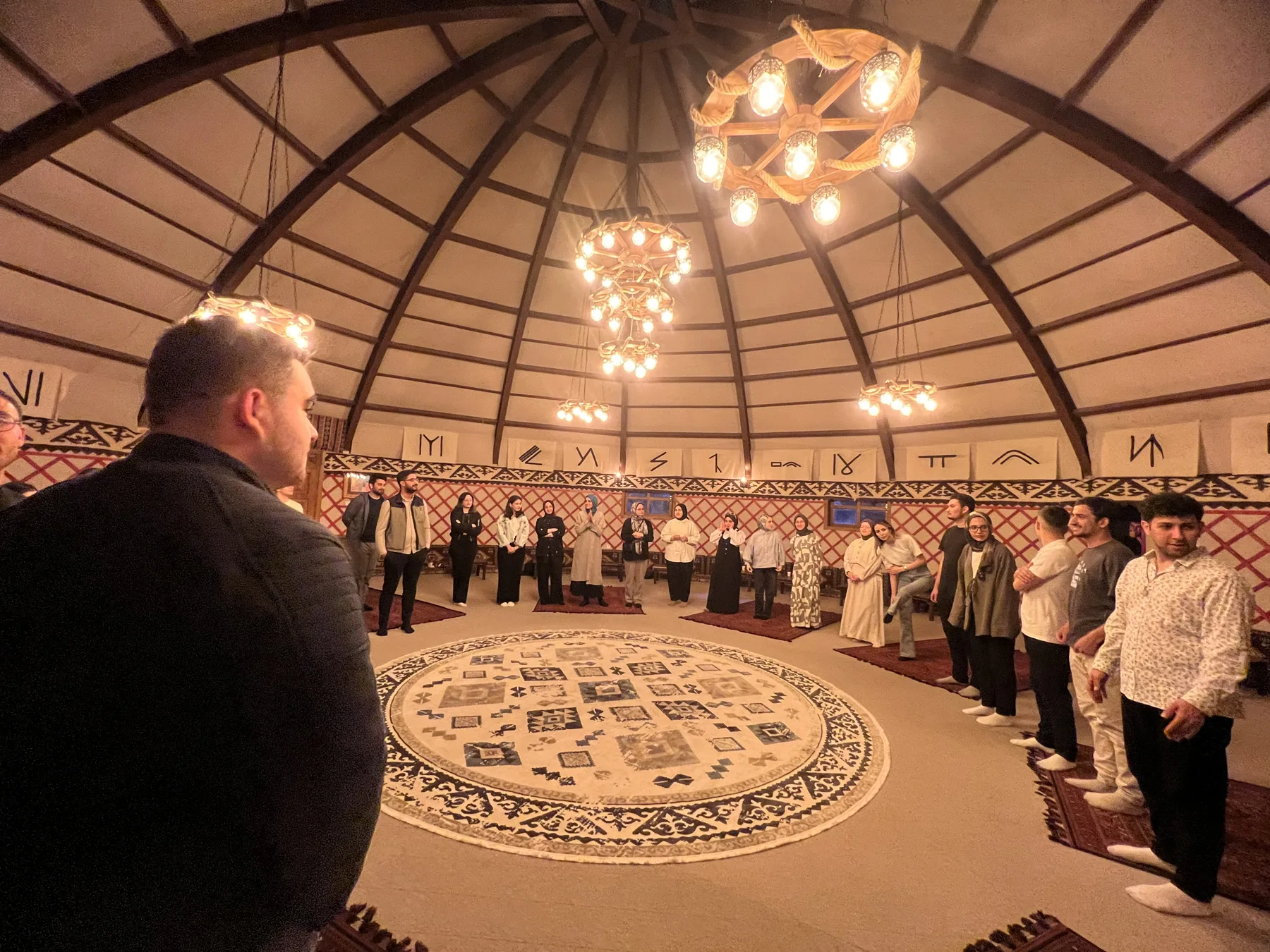 Tanıtım Çekimi — bir kare (95/157)