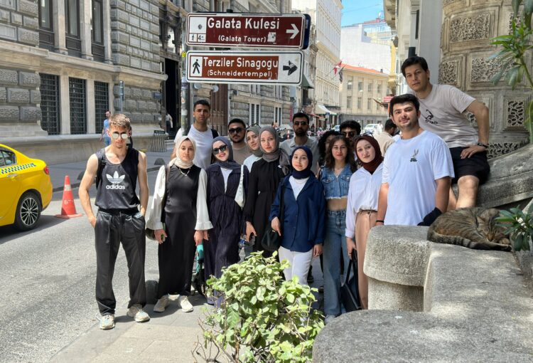 ÇESİAD Ankara Bursiyerleri İstanbul Gezisi